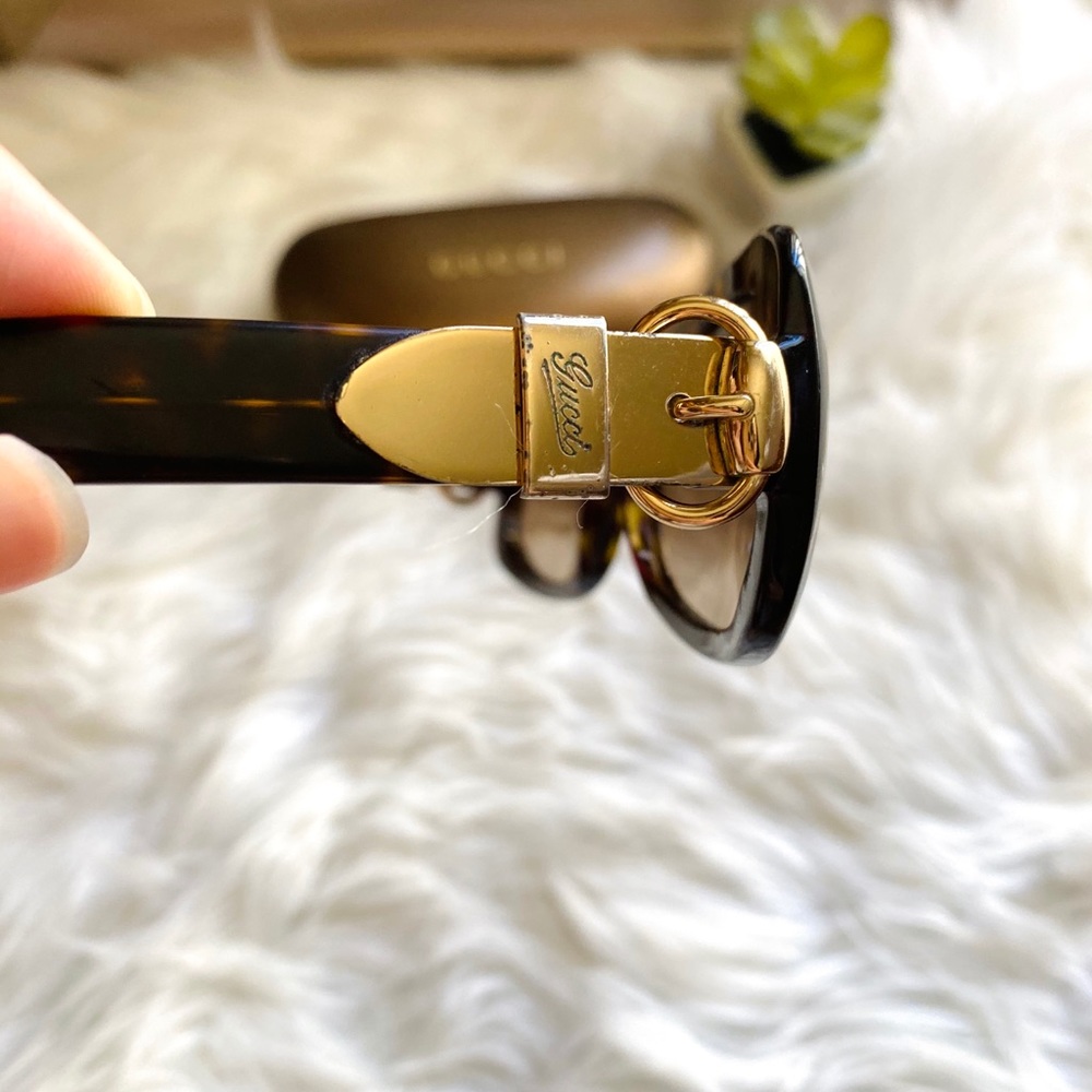 Authentic Gucci designer sunglasses - Picture 8 of 9